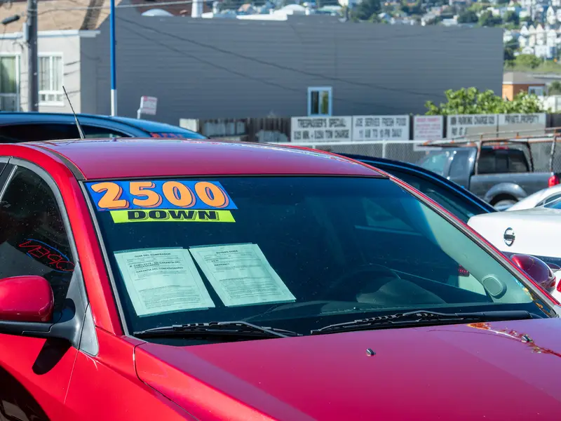 The Worst Time of Month to Buy a Car